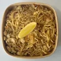 Sai nudeln mit ei und poulet